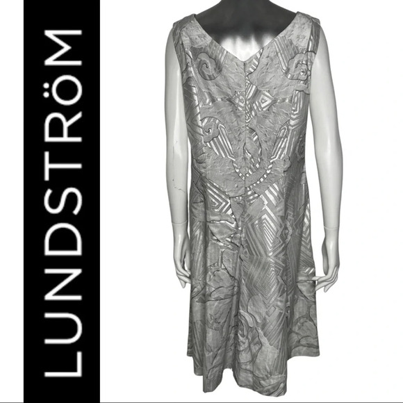 🛍️3/$30 Lundstrom Sleeveless Square Neckline Metallic Silver White Dress Size 12 - Picture 3 of 6